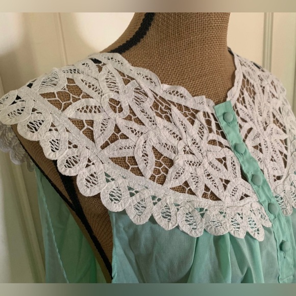 Vintage 1960's - 1970's Aqua Nightgown With Gorgeous Crochet Lace Trim By Rosie - Picture 3 of 5